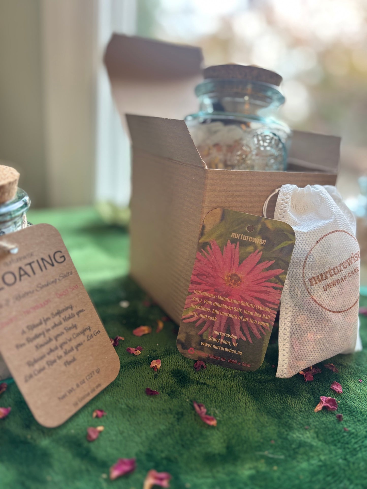 FLOATING — Rest & Restore Soaking Bath Salts